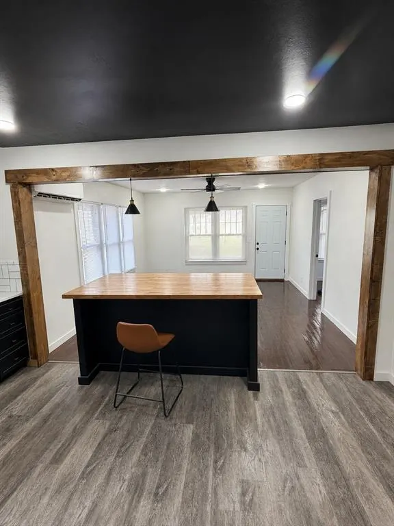 Photo 3 — 524 S 8th Street, Clinton, OK 73601