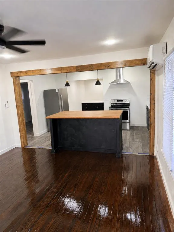 Photo 5 — 524 S 8th Street, Clinton, OK 73601