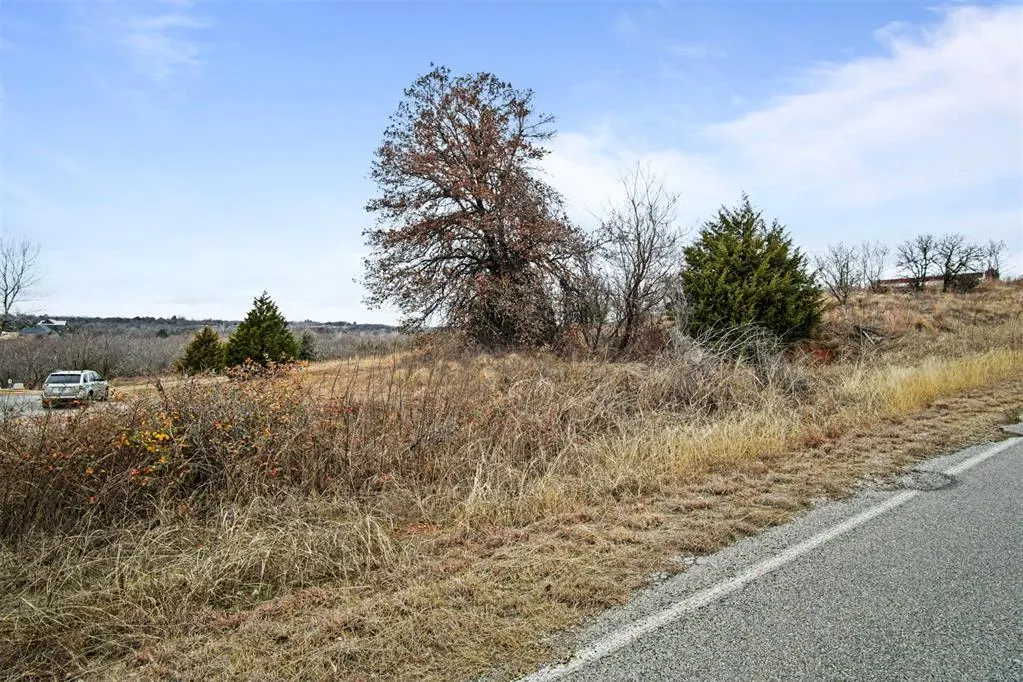 Photo 18 — 5701 S Henney Road, Choctaw, OK 73020