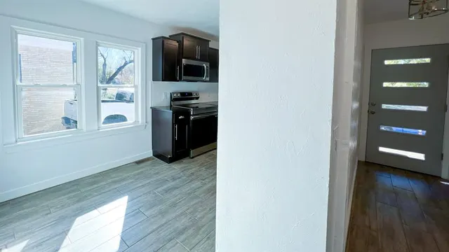 Photo 7 — 3012 N Venice Boulevard, Oklahoma City, OK 73107