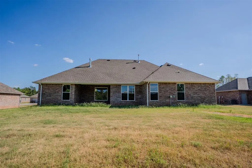 Photo 19 — 17945 Salem Road, Choctaw, OK 73020