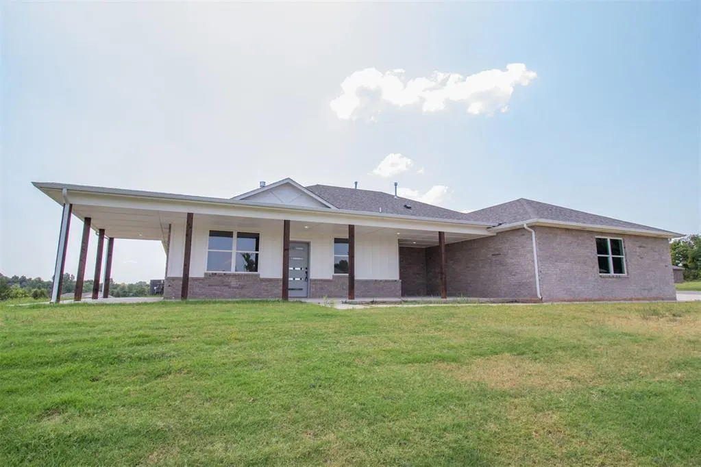 Photo 2 — 17584 Salma Road, Choctaw, OK 73020