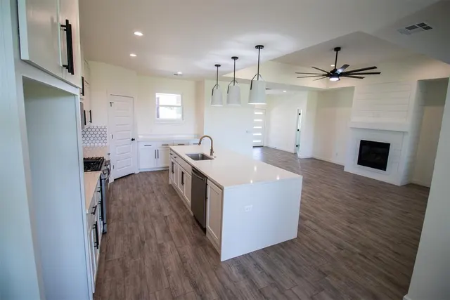 Photo 6 — 17584 Salma Road, Choctaw, OK 73020