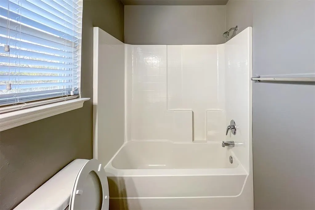 Photo 18 — 7802 Bennie Terrace, Oklahoma City, OK 73135