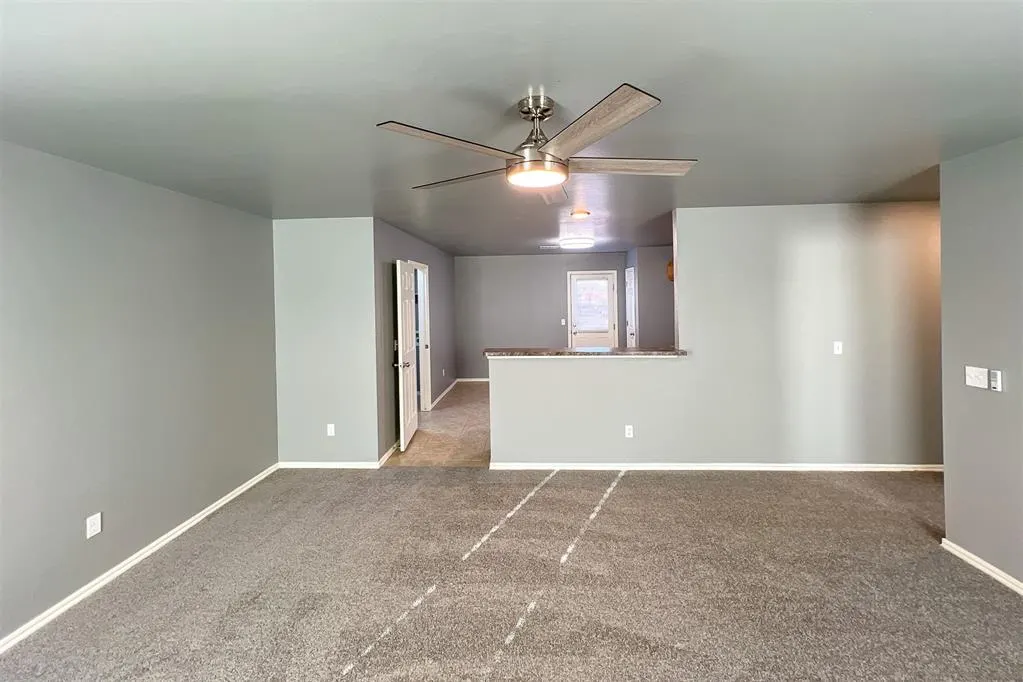 Photo 5 — 7802 Bennie Terrace, Oklahoma City, OK 73135