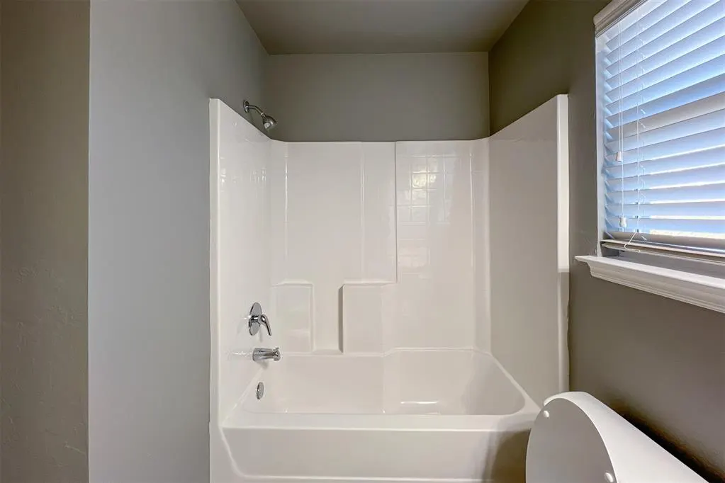 Photo 14 — 7802 Bennie Terrace, Oklahoma City, OK 73135