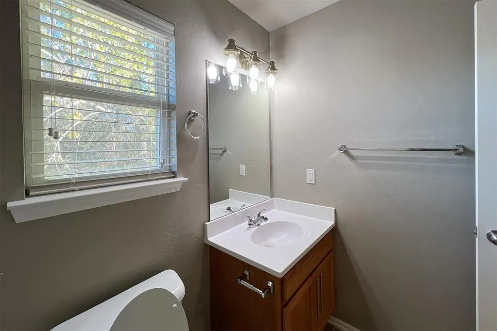 Photo 17 — 7804 Bennie Terrace, Oklahoma City, OK 73135