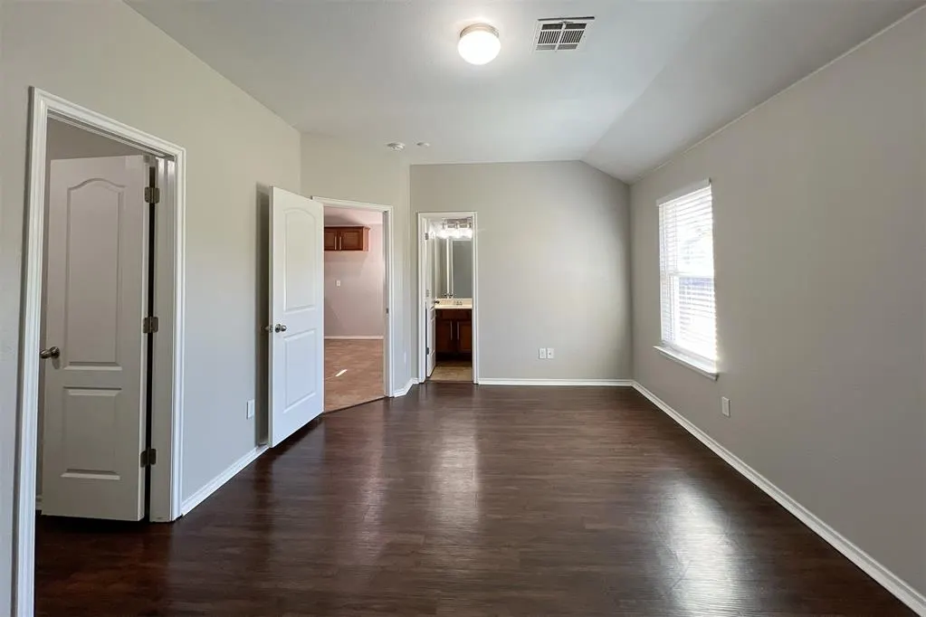 Photo 8 — 7719 Bennie Terrace, Oklahoma City, OK 73135