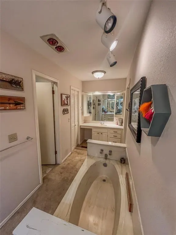 Photo 15 — 3401 Carriage Way, Edmond, OK 73013