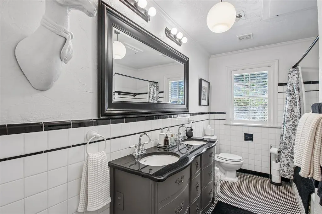 Photo 28 — 2304 NW 27th Street, Oklahoma City, OK 73107