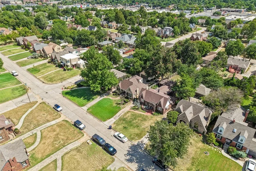Photo 44 — 2304 NW 27th Street, Oklahoma City, OK 73107