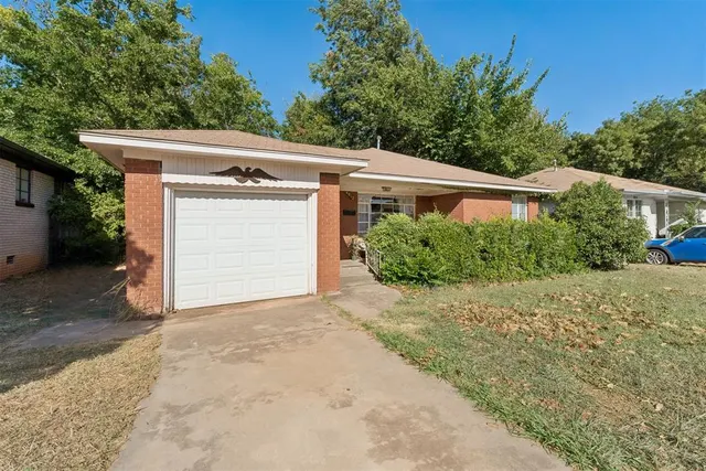 Photo 2 — 4012 NW 30th Terrace, Oklahoma City, OK 73112