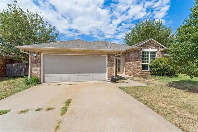 Photo 2 — 2333 NW 161st Terrace, Edmond, OK 73013