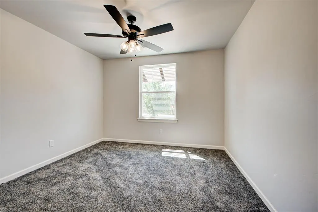 Photo 37 — 17123 240th Street, Washington, OK 73093