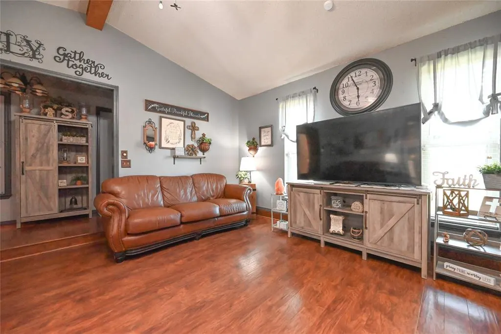 Photo 5 — 2303 Farris Place, Chickasha, OK 73018