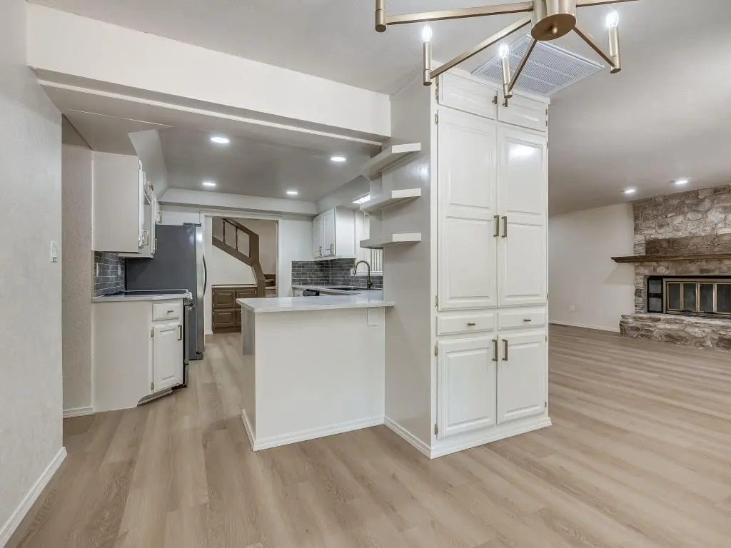 Photo 9 — 7933 NW 14th Street, Oklahoma City, OK 73127