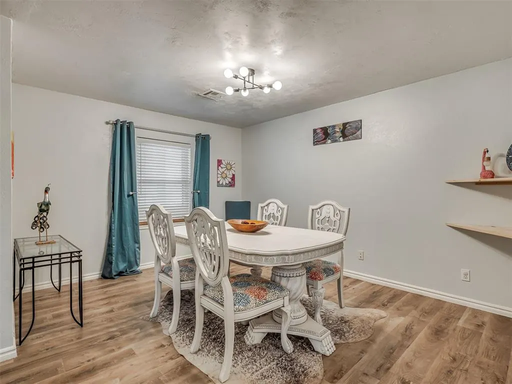 Photo 7 — 1812 Wehr Drive, Guthrie, OK 73044