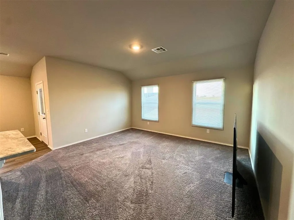 Photo 19 — 2000 Meek Cutoff Drive, El Reno, OK 73036