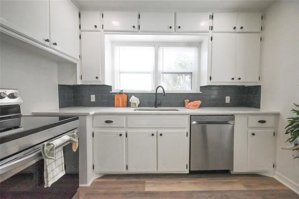 Photo 4 — 214 N 17th Street, Chickasha, OK 73018