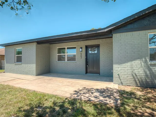 Photo 5 — 507 S Scott Street, Wayne, OK 73095