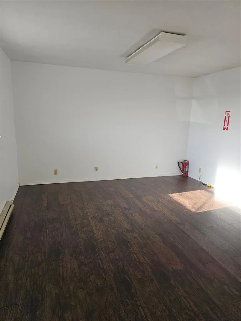 Photo 7 — 600 SE 4th Street, Lindsay, OK 73052