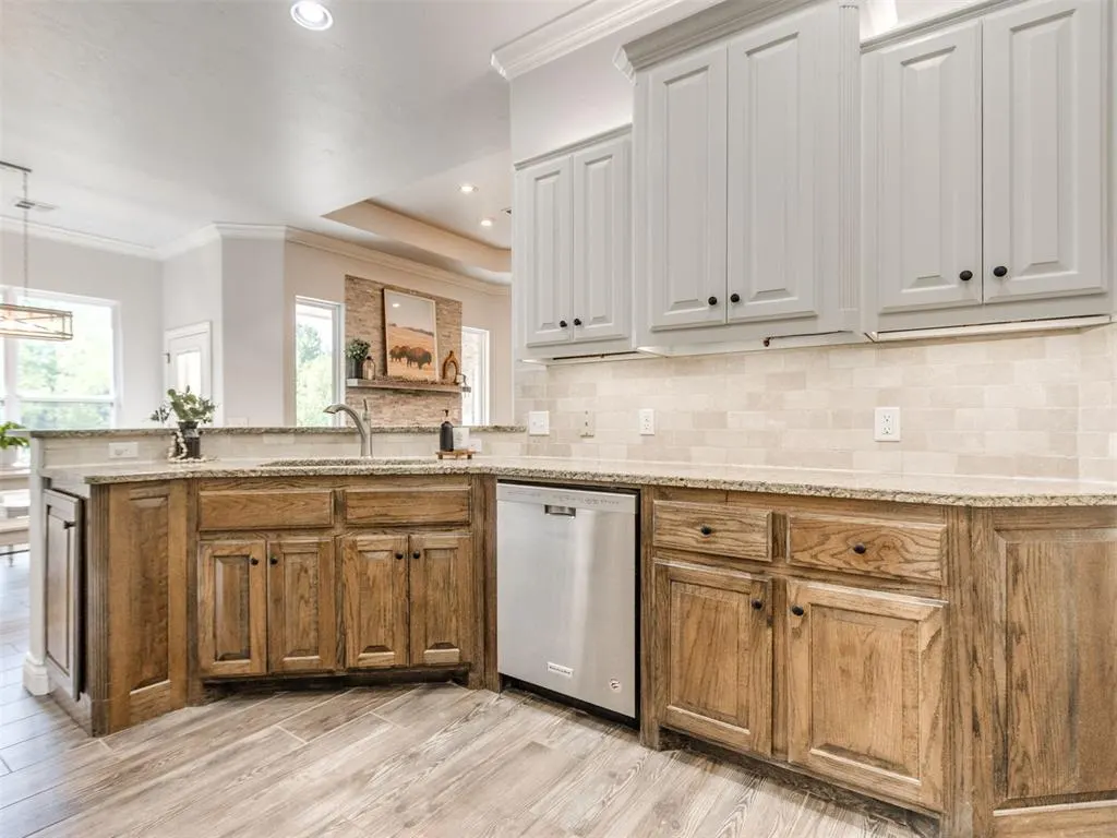 Photo 14 — 2816 Hardwick Road, Edmond, OK 73034