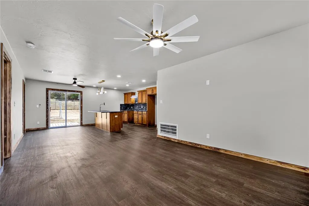 Photo 4 — 2303 NW 47th Street, Lawton, OK 73505