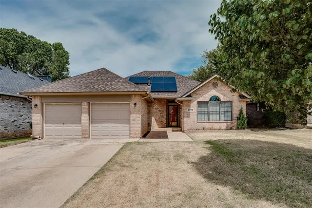 Photo 7 — 9925 Fox Fair Hollow, Midwest City, OK 73130