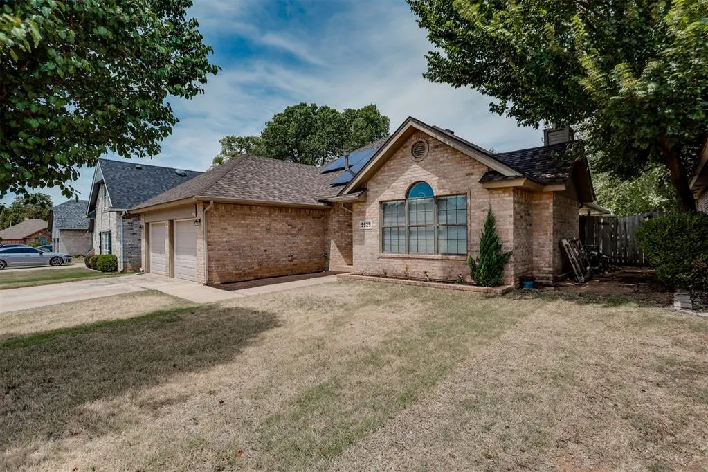 Photo 8 — 9925 Fox Fair Hollow, Midwest City, OK 73130