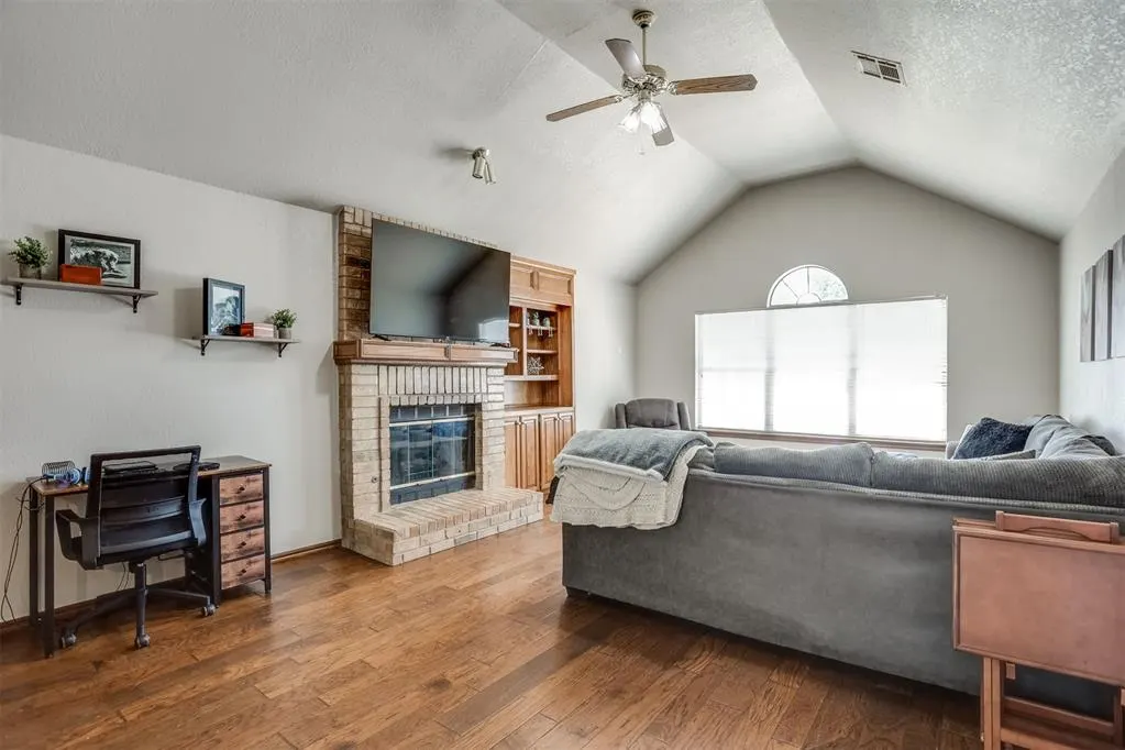 Photo 10 — 9925 Fox Fair Hollow, Midwest City, OK 73130