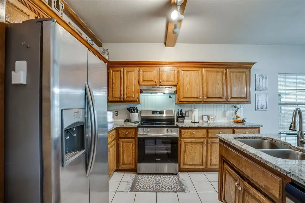 Photo 18 — 9925 Fox Fair Hollow, Midwest City, OK 73130