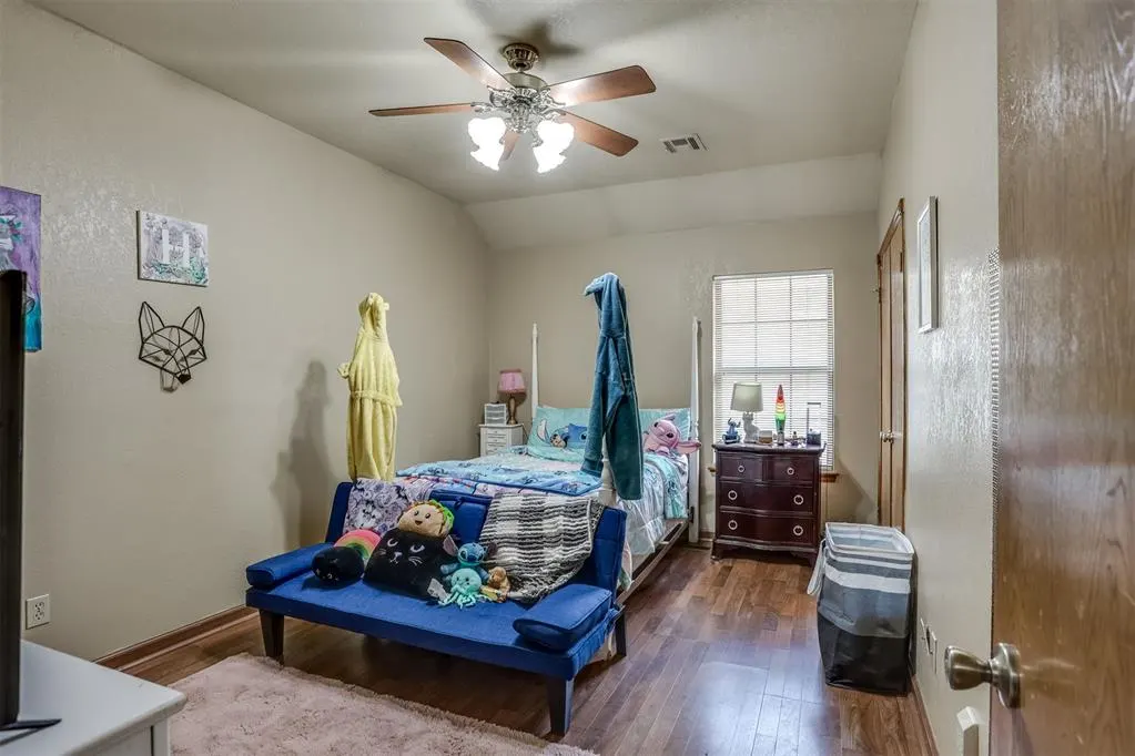 Photo 21 — 9925 Fox Fair Hollow, Midwest City, OK 73130