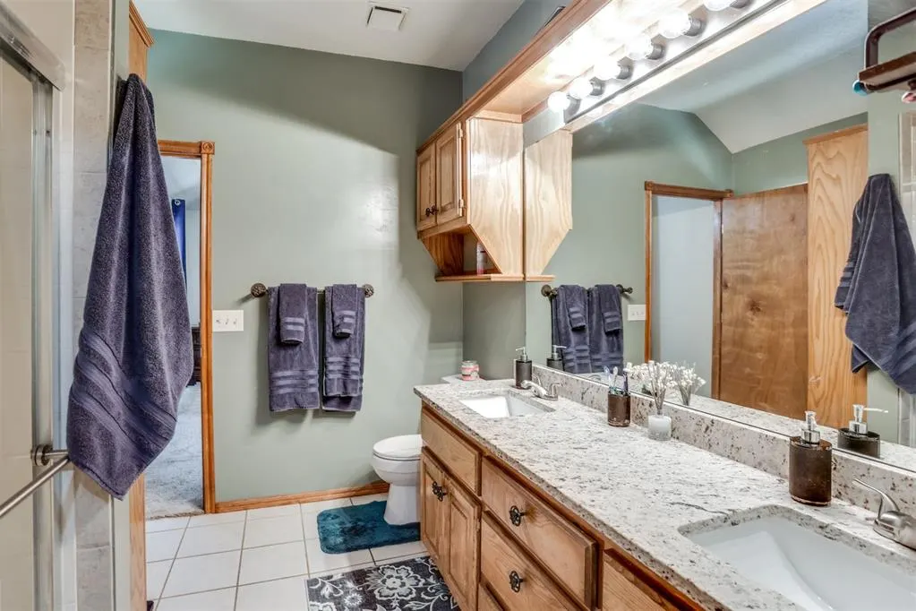 Photo 32 — 9925 Fox Fair Hollow, Midwest City, OK 73130