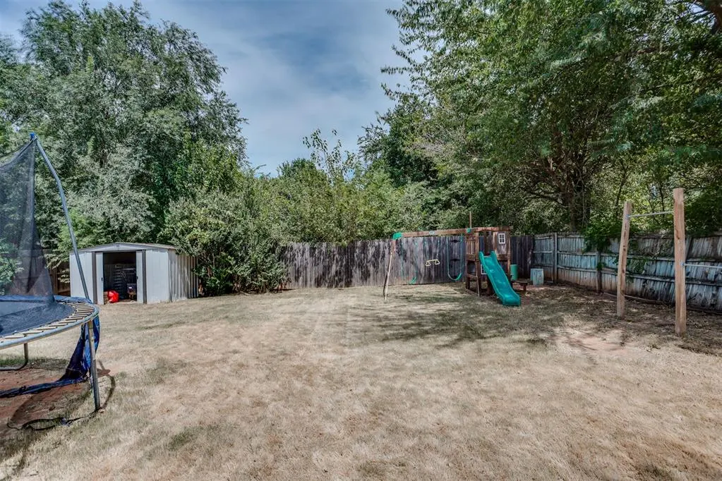 Photo 37 — 9925 Fox Fair Hollow, Midwest City, OK 73130