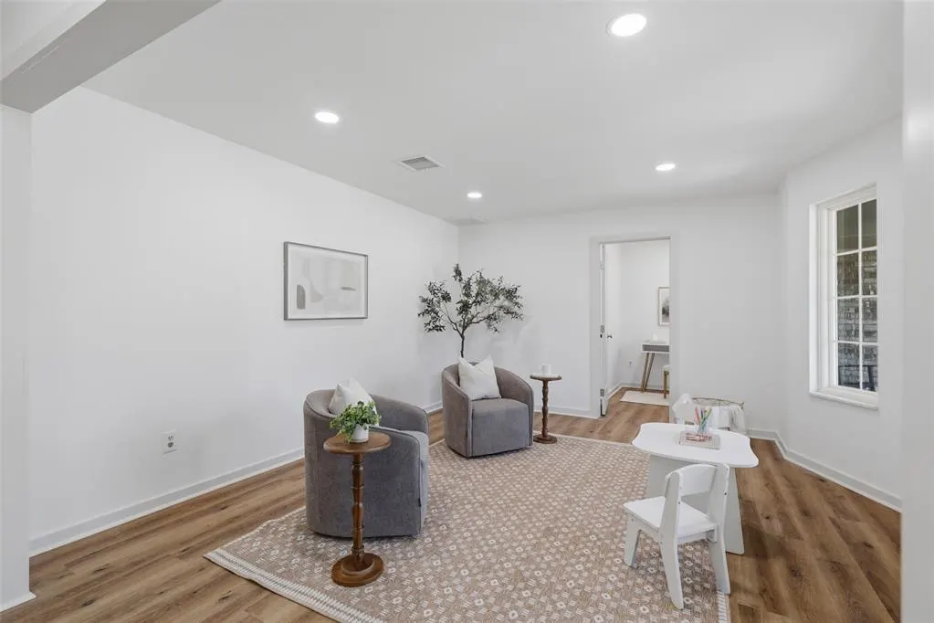 Photo 12 — 6708 Whitehall Drive, Oklahoma City, OK 73132