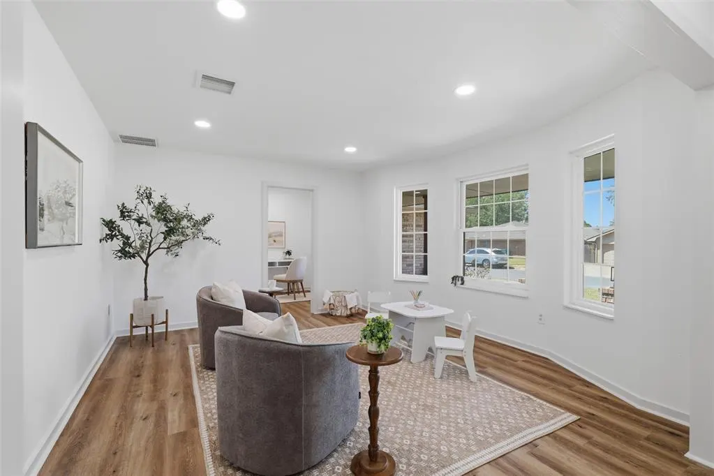 Photo 13 — 6708 Whitehall Drive, Oklahoma City, OK 73132