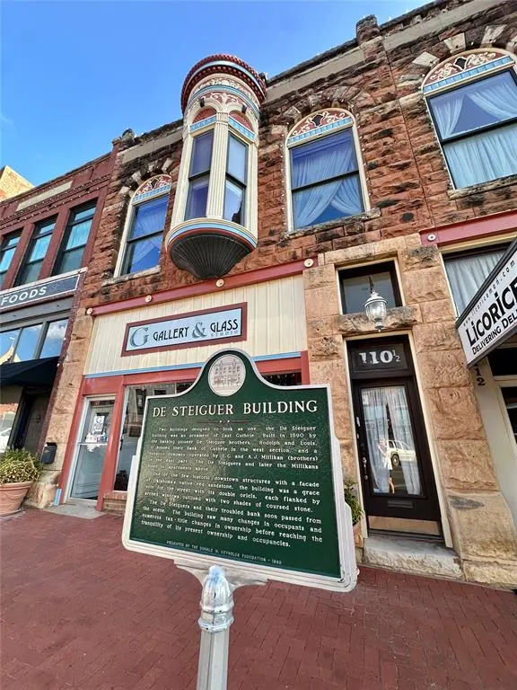 Photo 2 — 110 E Oklahoma Avenue 1/2, Guthrie, OK 73044