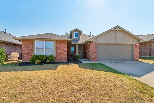 Photo 3 — 2324 Turtlewood River Road, Oklahoma City, OK 73130