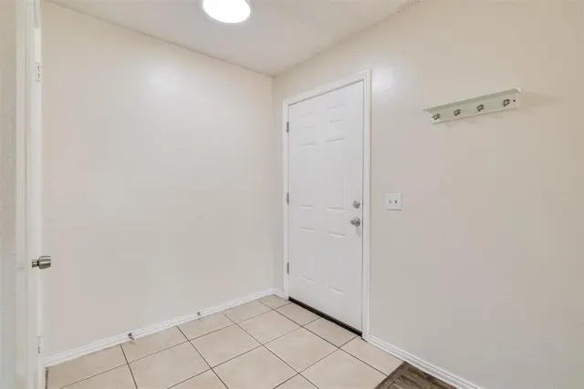 Photo 4 — 2628 N Ann Arbor Avenue 102, Oklahoma City, OK 73127
