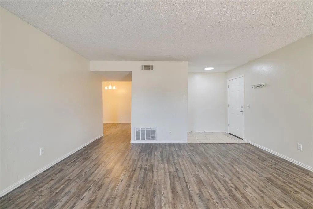 Photo 7 — 2628 N Ann Arbor Avenue 102, Oklahoma City, OK 73127