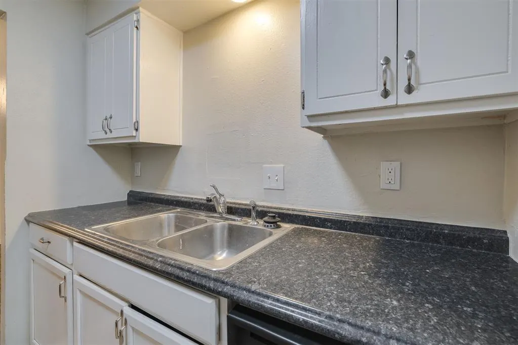 Photo 15 — 2628 N Ann Arbor Avenue 102, Oklahoma City, OK 73127