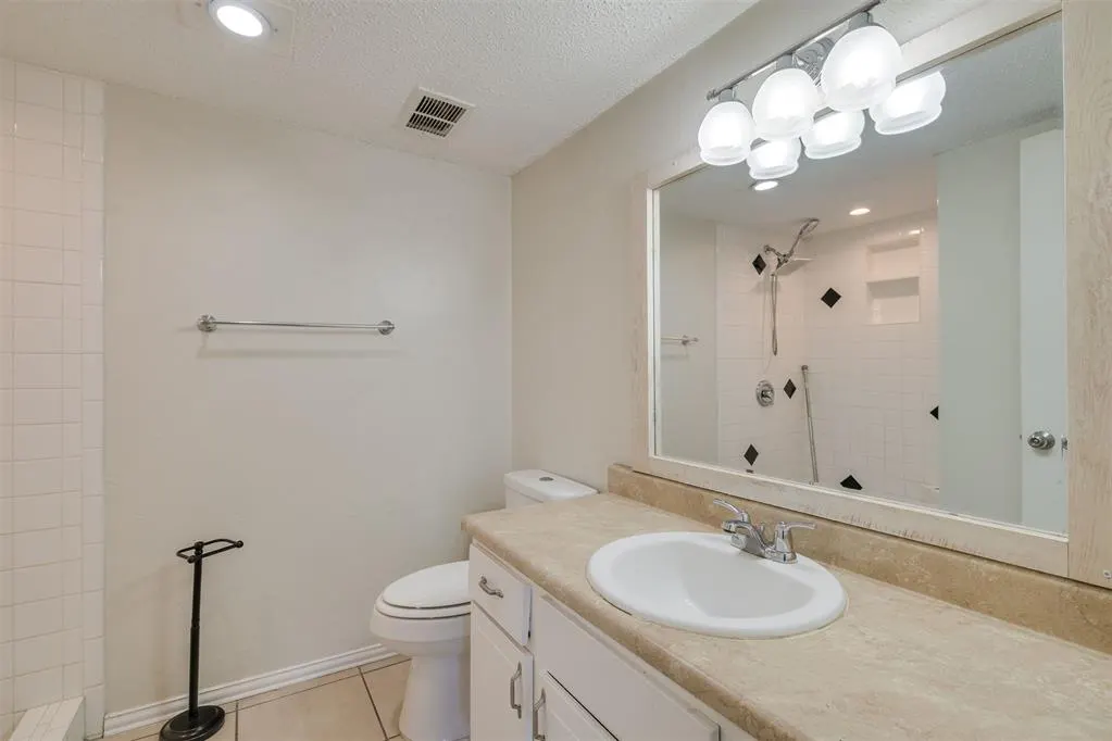 Photo 23 — 2628 N Ann Arbor Avenue 102, Oklahoma City, OK 73127