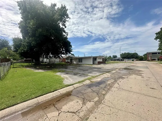 Photo 5 — 3644 SE 15th Street, Del City, OK 73115