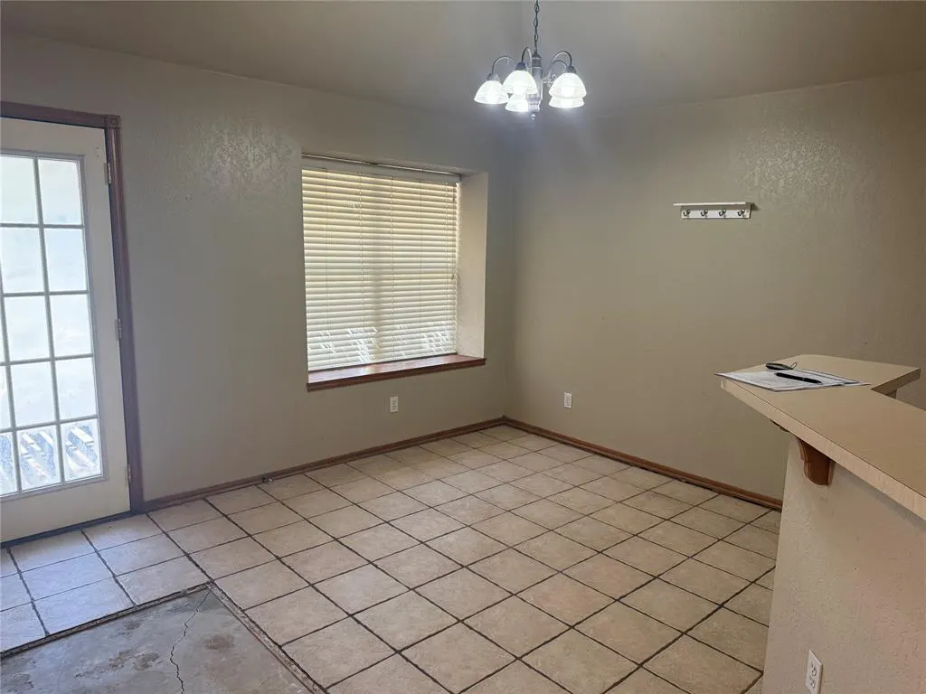 Photo 6 — 5812 SE 9th Street, Midwest City, OK 73110