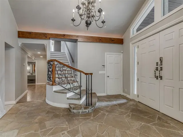 Photo 4 — 1600 Guilford Lane, Oklahoma City, OK 73120