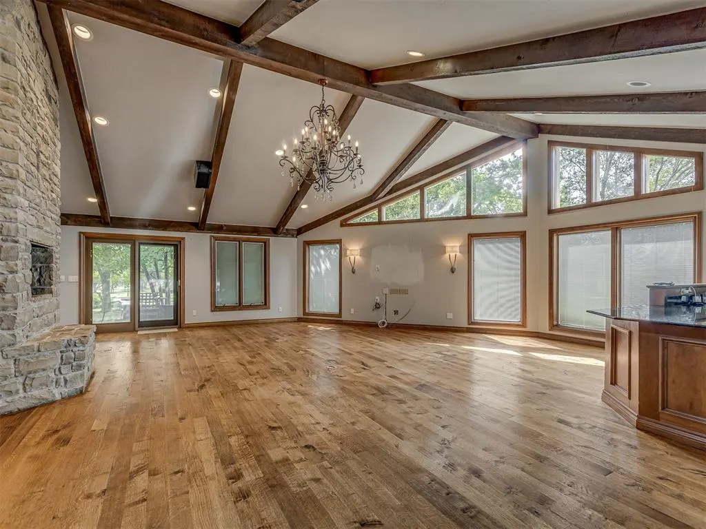 Photo 15 — 1600 Guilford Lane, Oklahoma City, OK 73120