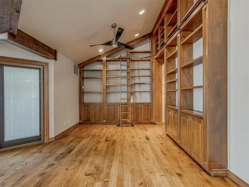 Photo 19 — 1600 Guilford Lane, Oklahoma City, OK 73120