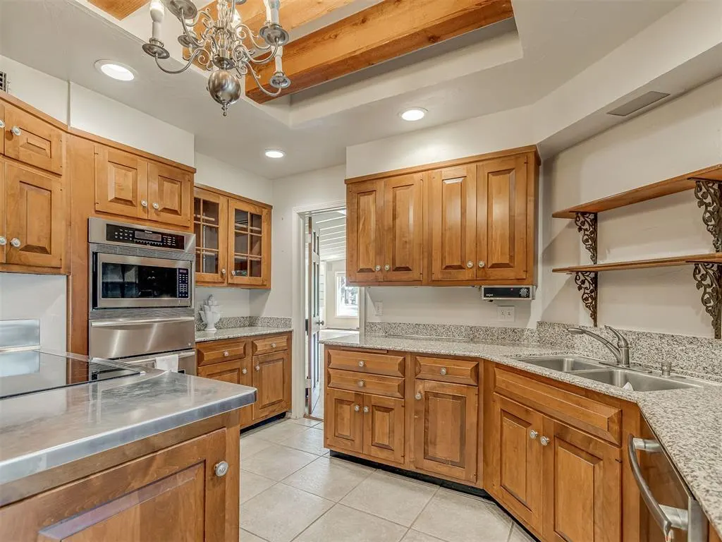 Photo 23 — 1600 Guilford Lane, Oklahoma City, OK 73120