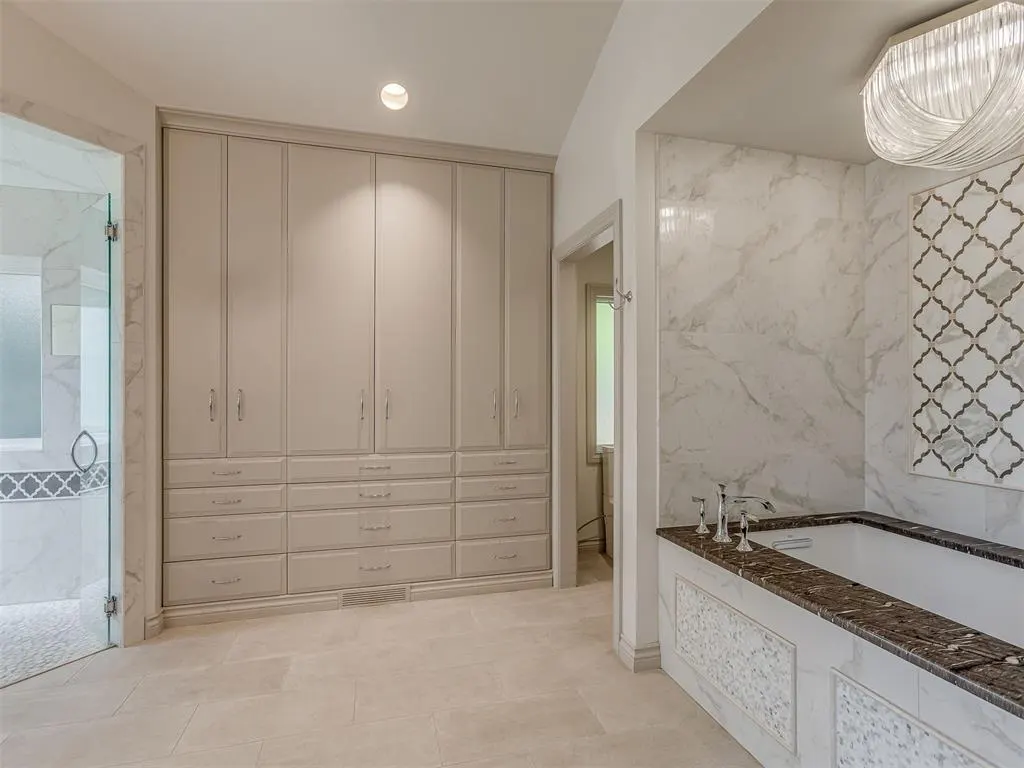 Photo 34 — 1600 Guilford Lane, Oklahoma City, OK 73120