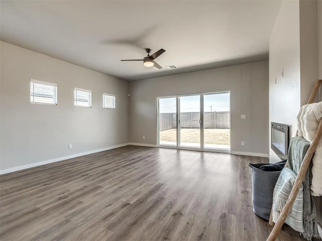 Photo 4 — 8104 NW 151st Circle, Edmond, OK 73013-5973